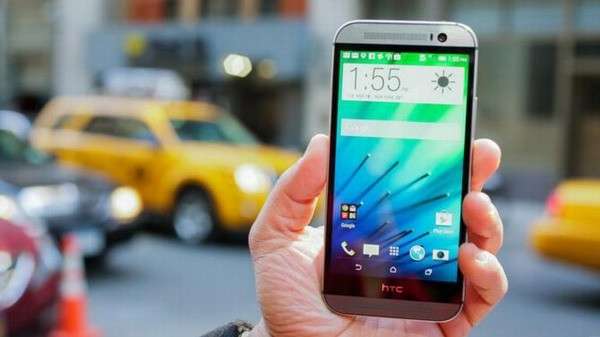 В Мае компания HTC представит смартфон One M8i